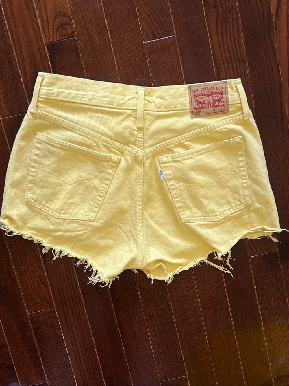 Levi's 501 Yellow Cutoff Denim Shorts Frayed Hem Festival Euro Summer